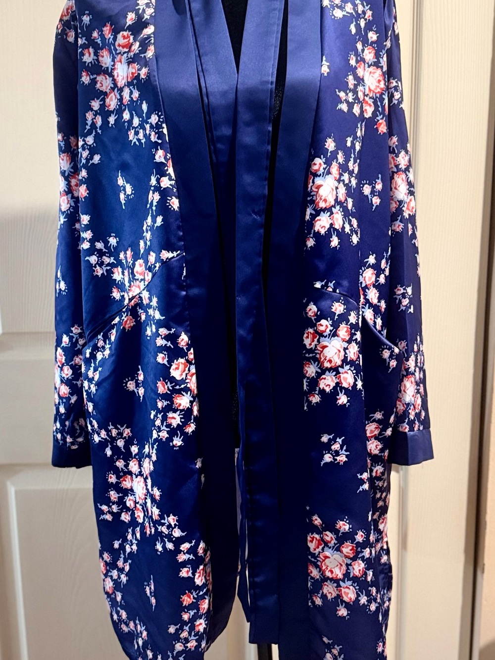 Morgan Lane Navy Satin Floral Kimono Blazer